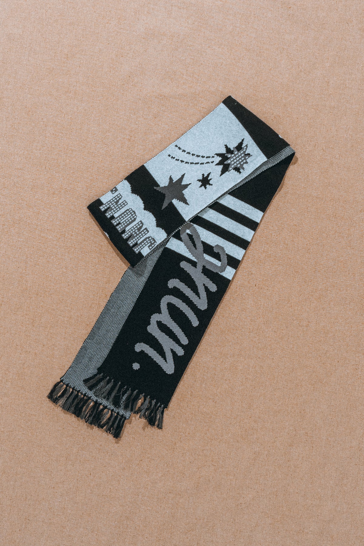 JNUN JACQUARD KNIT SCARF
