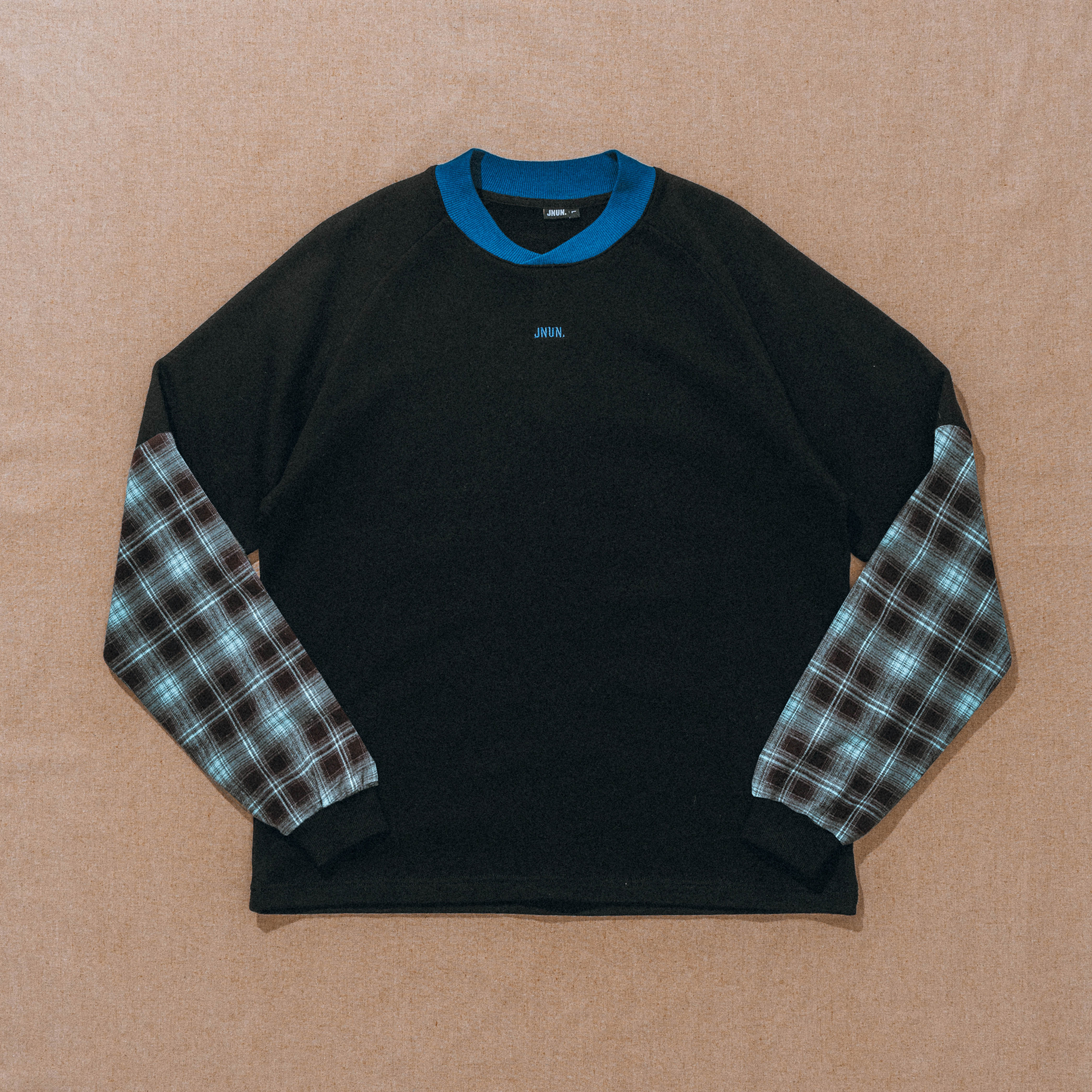 JNUN RAGLAN SLEEVES SWEATSHIRT