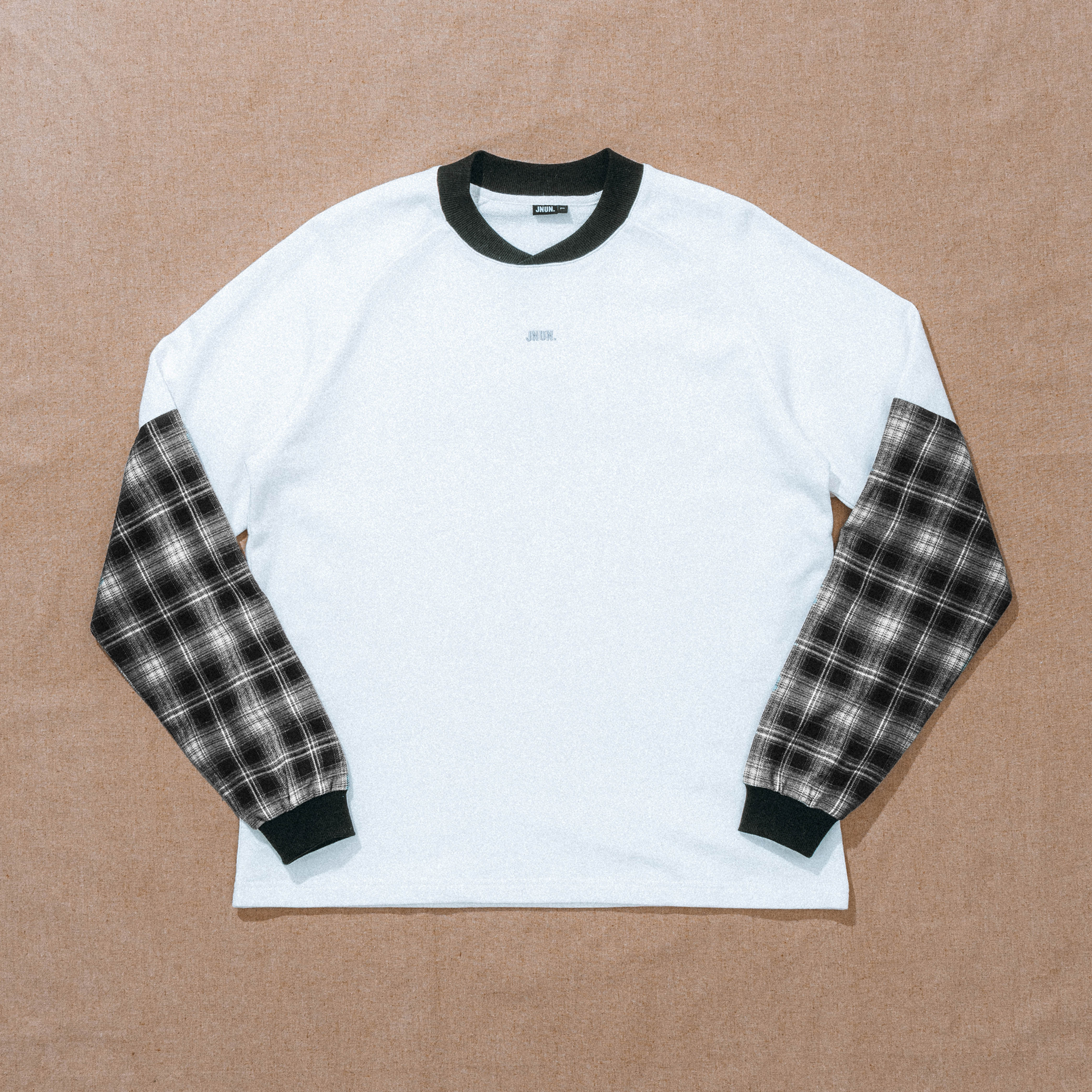 JNUN RAGLAN SLEEVES SWEATSHIRT