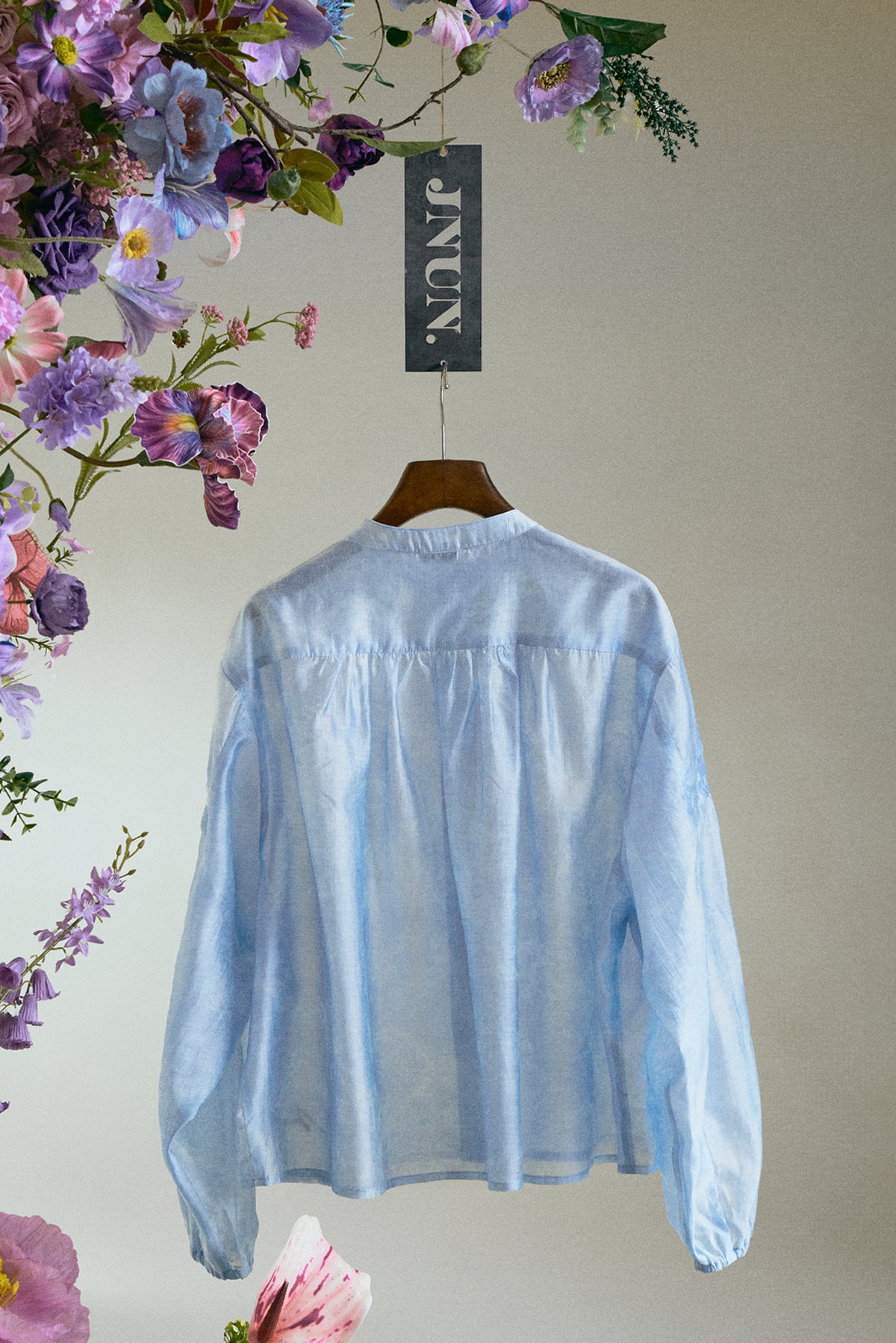THE CLOUD CROPPED SHIRT(Pre-Order)