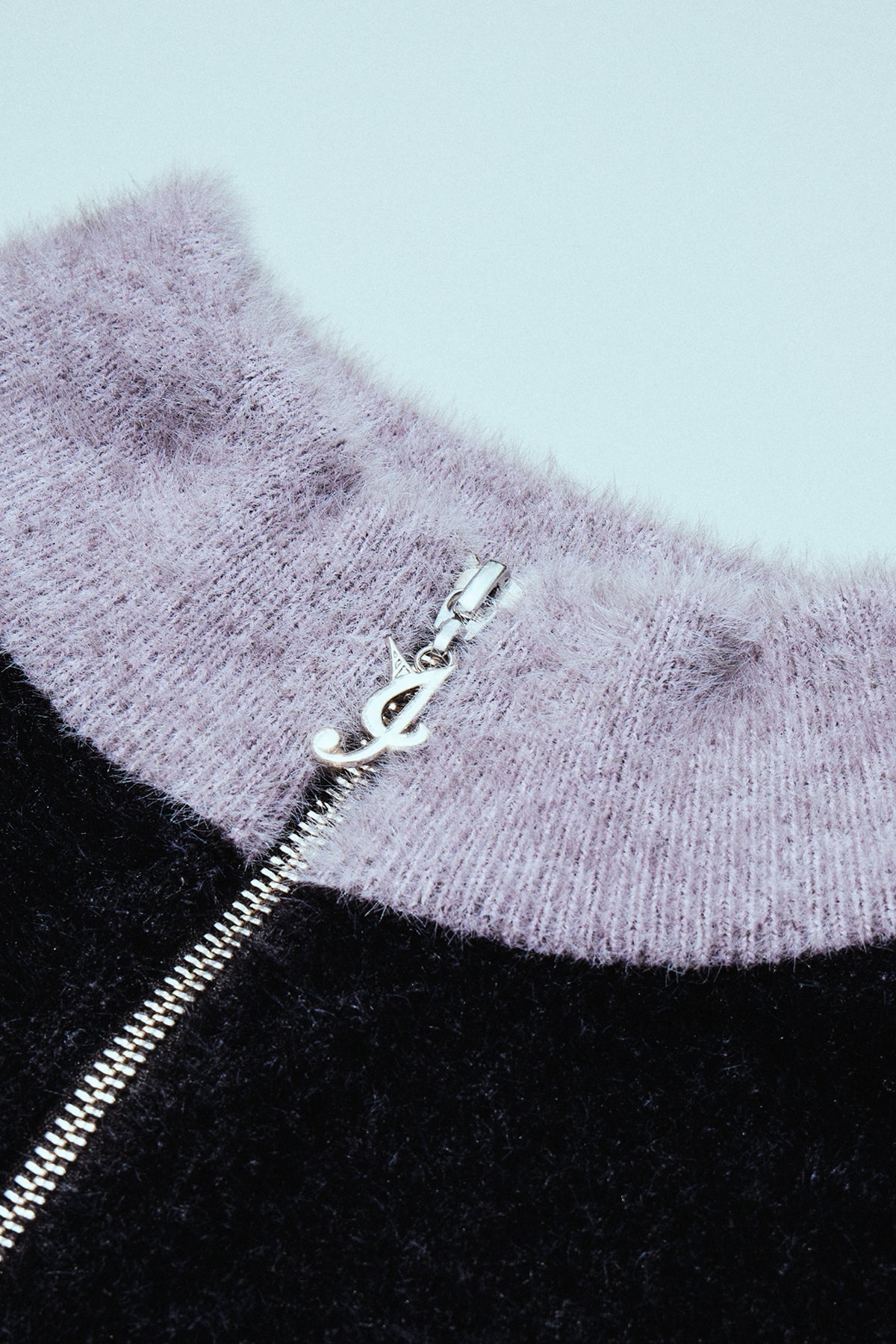 UNISON ZIPPED CARDIGAN