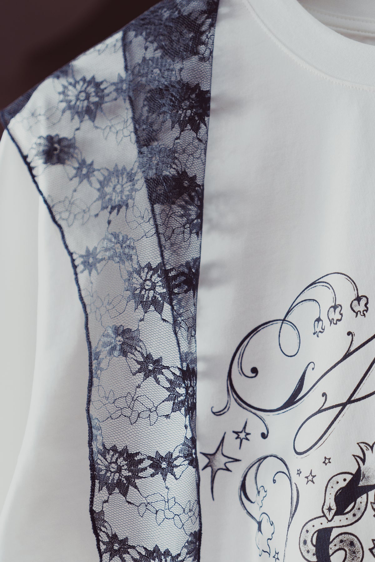 NUNU LACE SCARF TEE (Pre-order)