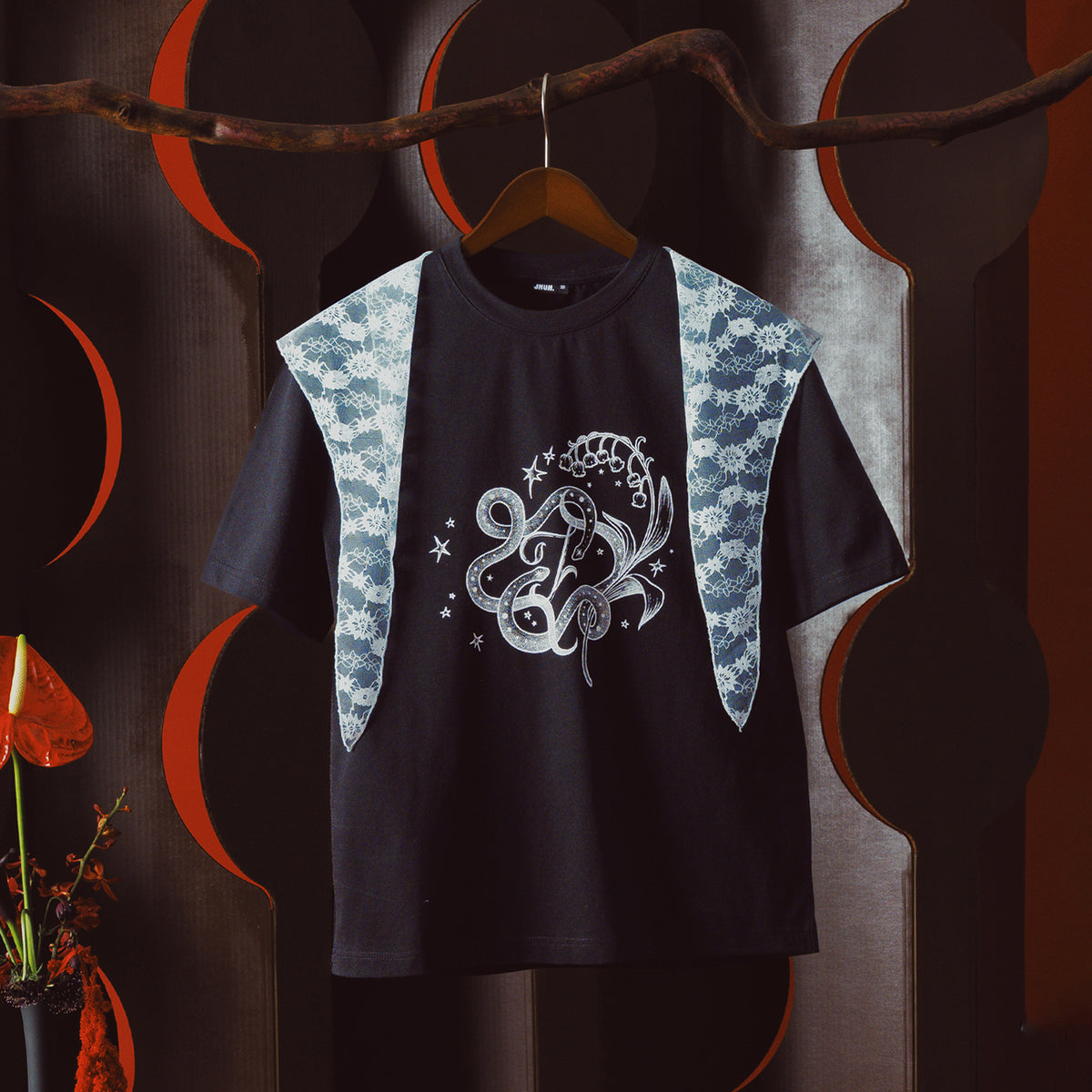 SERPENT LACE SCARF TEE (Pre-order)