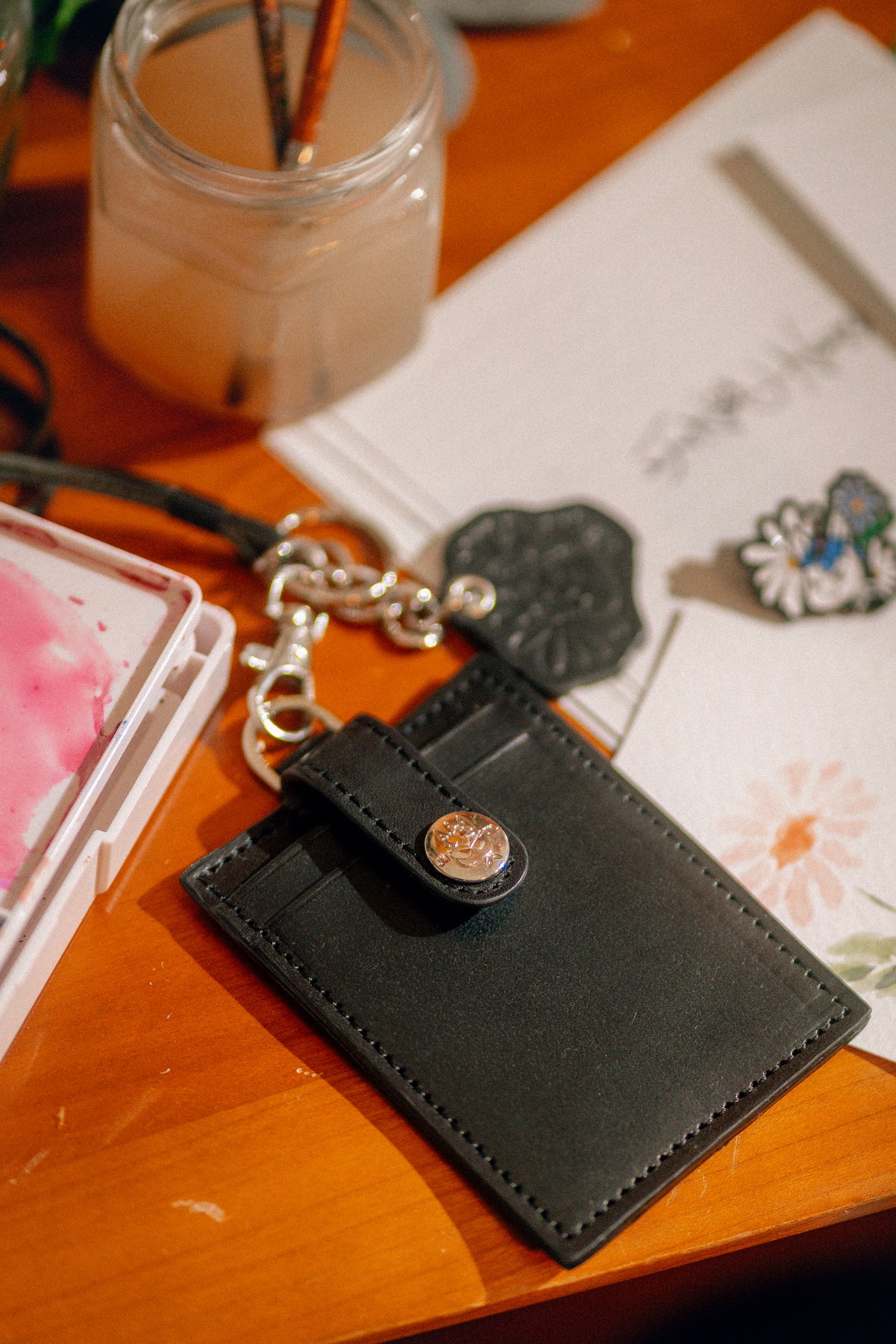 JNUN Floral Logo Card Holder