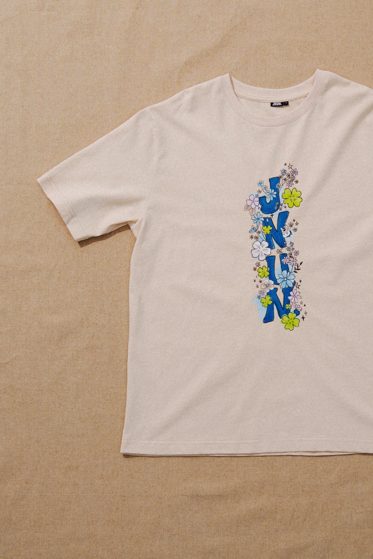 JNUN RELAXED FIT GRAPHIC TEE