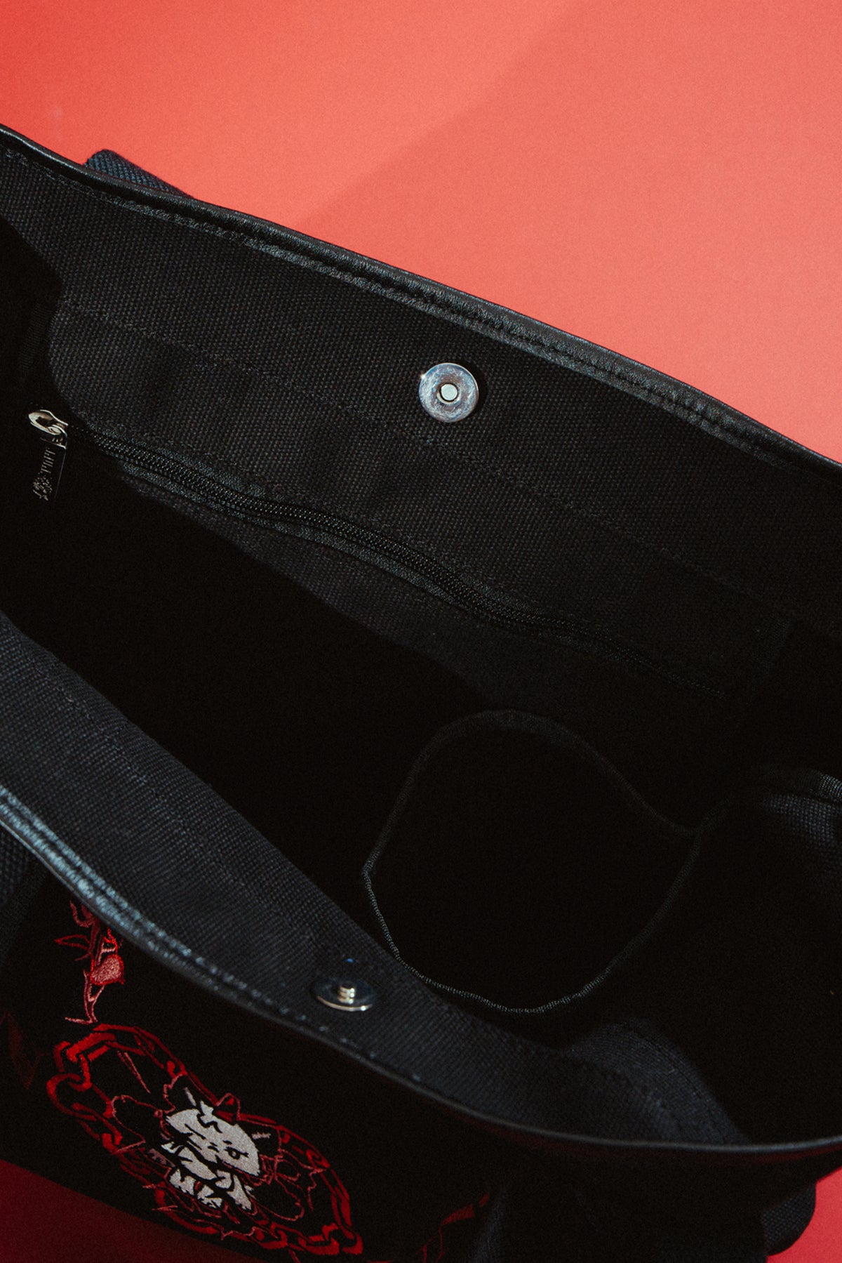 <Tied Thorns Nunu>  TOTE BAG (Pre-Order)