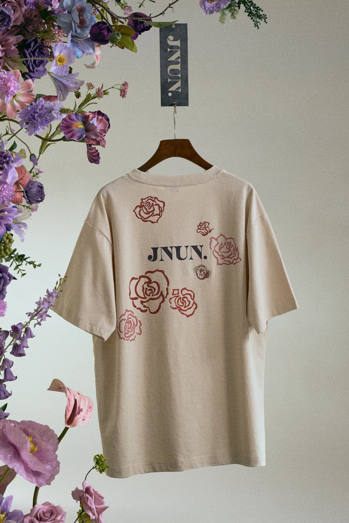 BLOOMING ROSE TEE(Pre-Order)