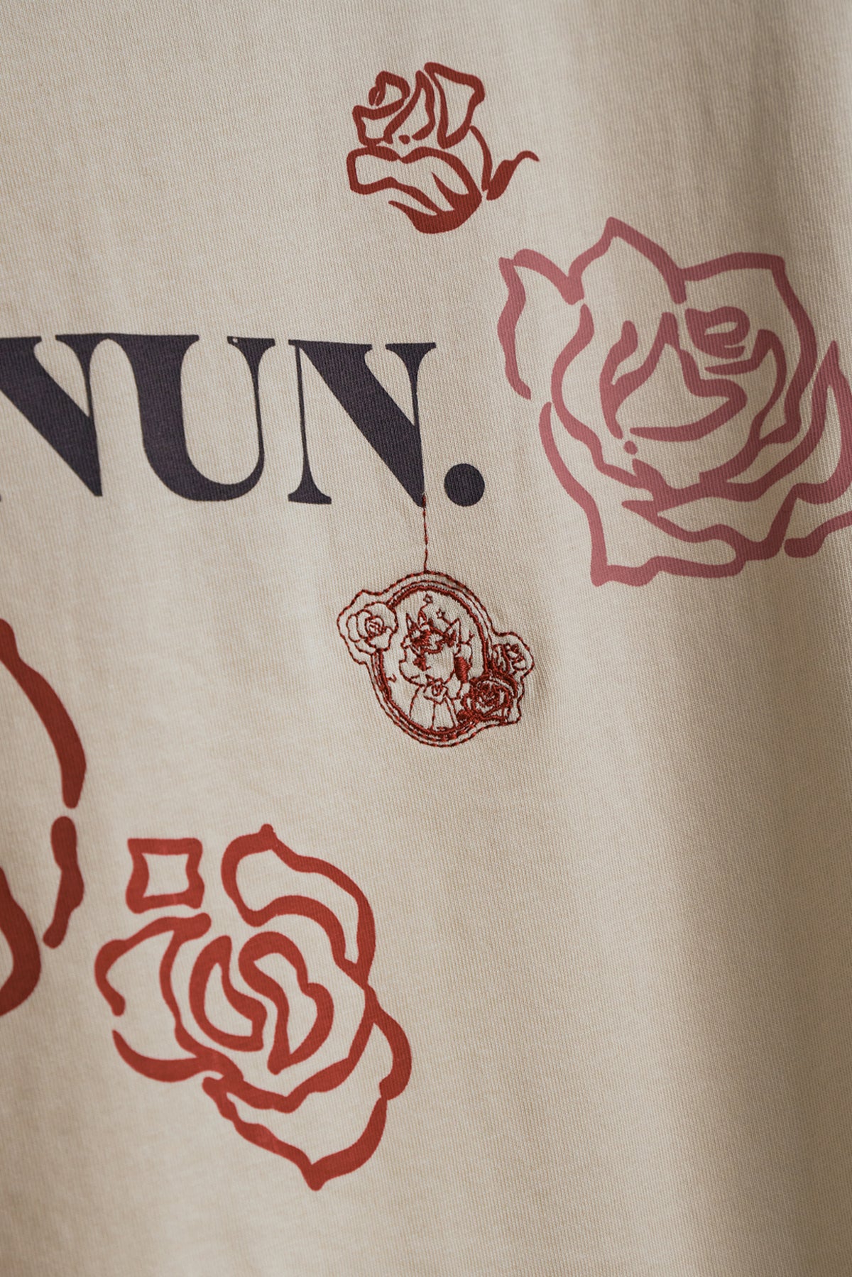 BLOOMING ROSE TEE(Pre-Order)