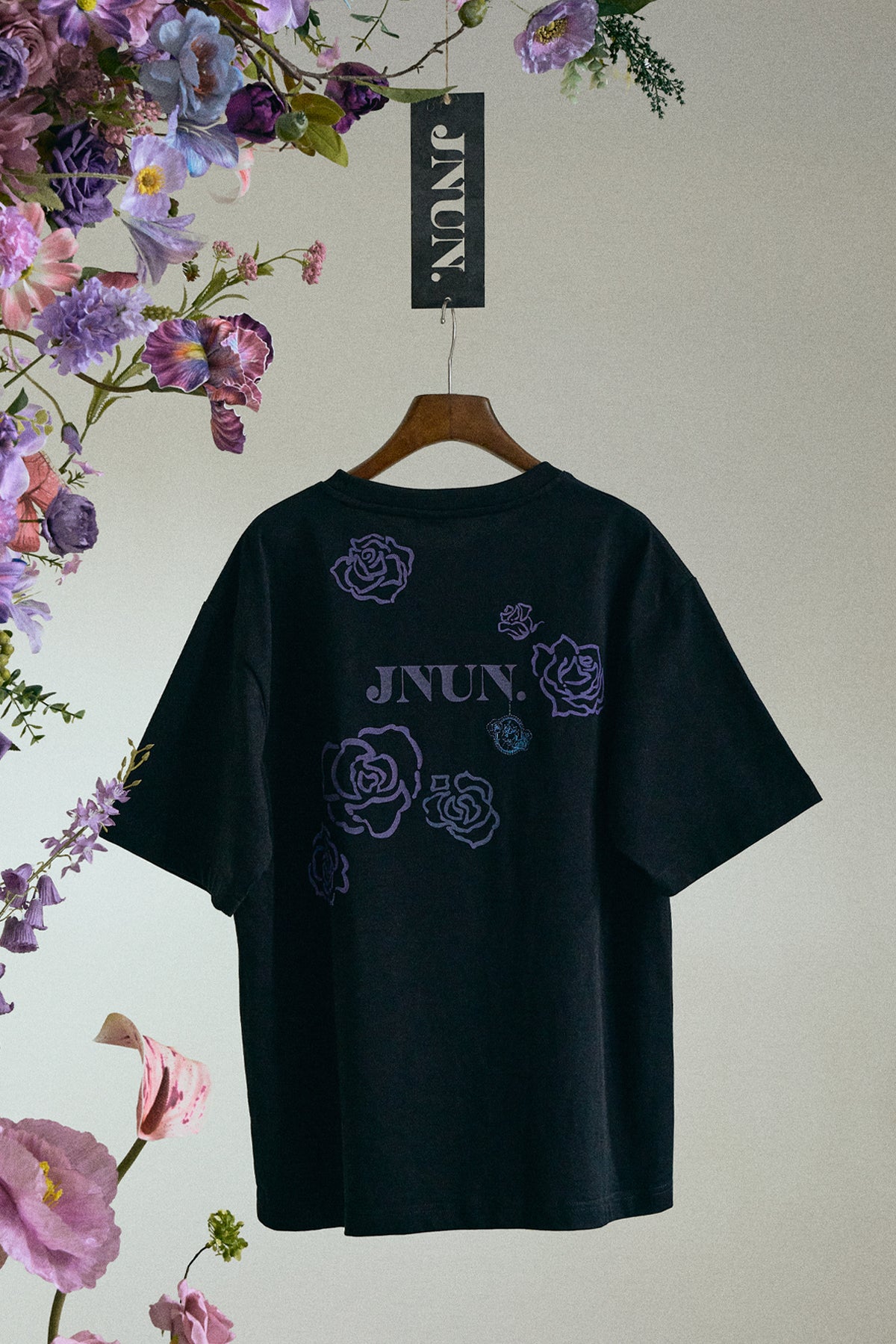 BLOOMING ROSE TEE(Pre-Order)
