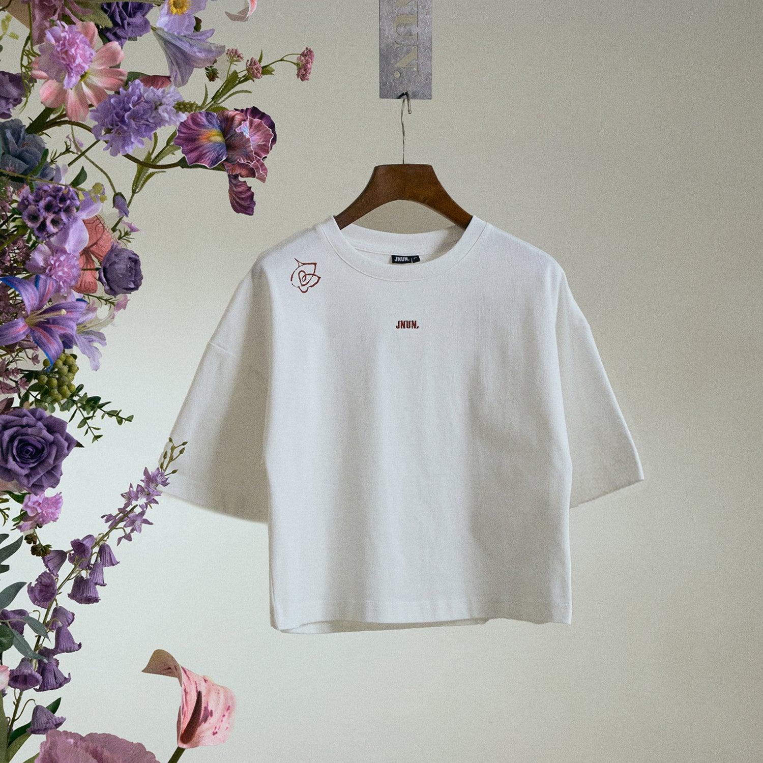 JNUN ROSE CROP TEE(Pre-Order)