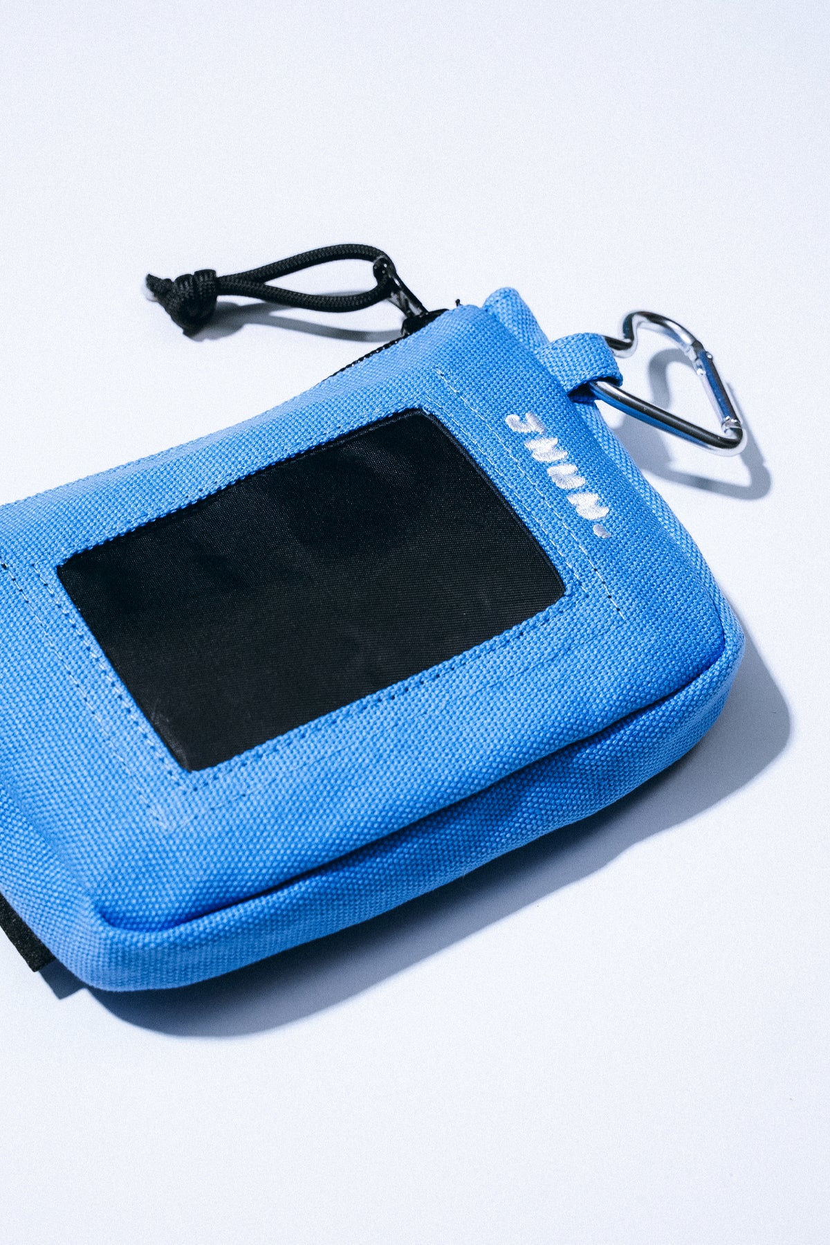 WHITE DAY MINI ZIP POUCH （Pre-order）
