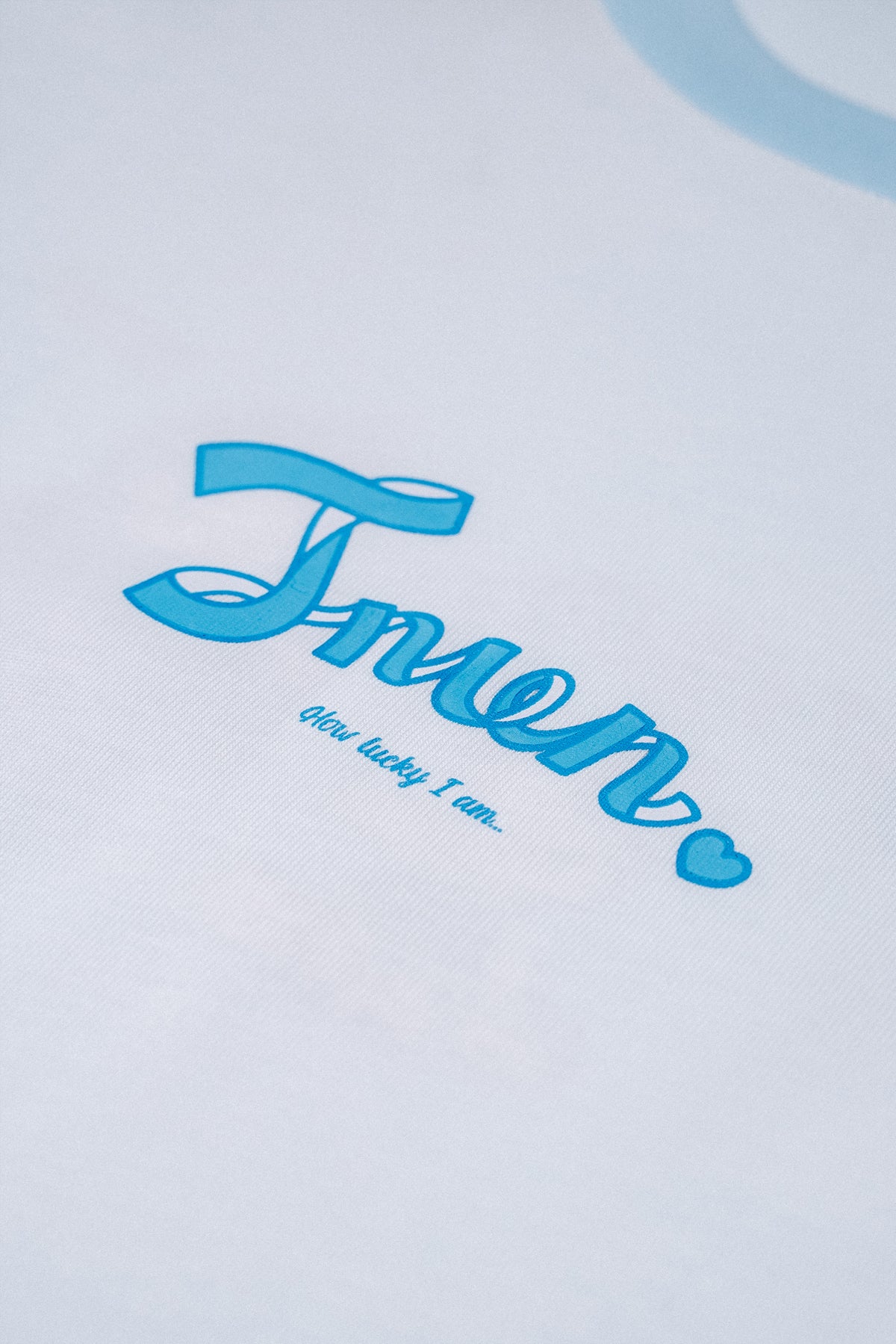 LUCKY ME TEE （Pre-order）