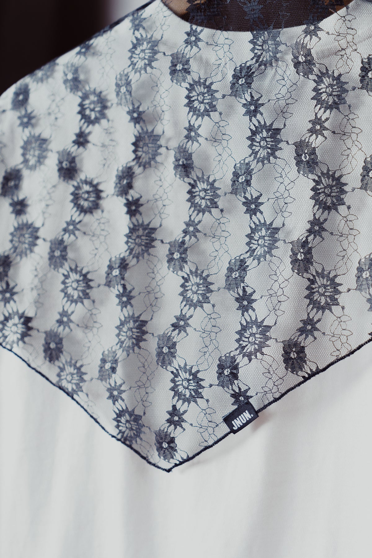 NUNU LACE SCARF TEE （Pre-order）