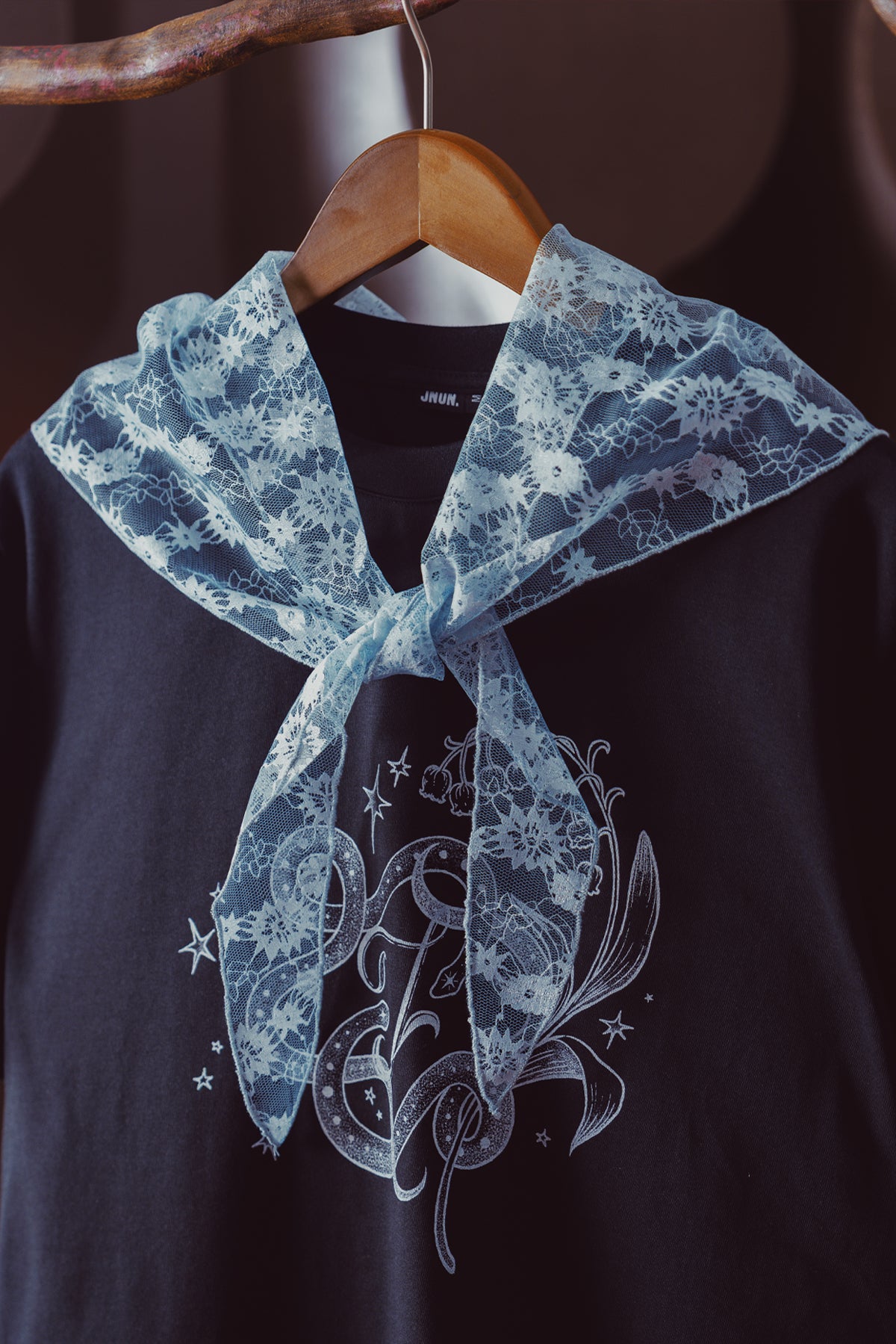 SERPENT LACE SCARF TEE （Pre-order）