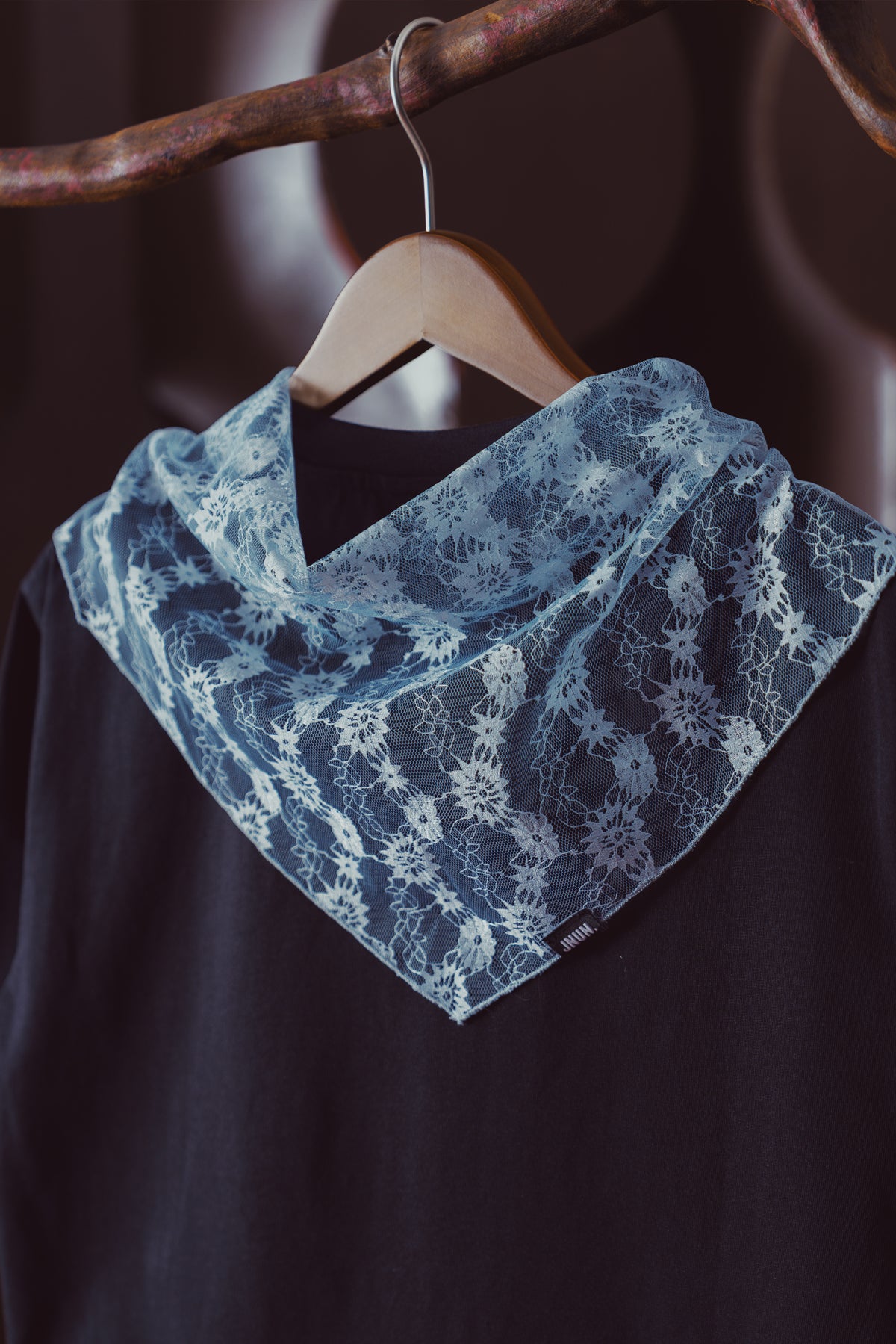 SERPENT LACE SCARF TEE （Pre-order）