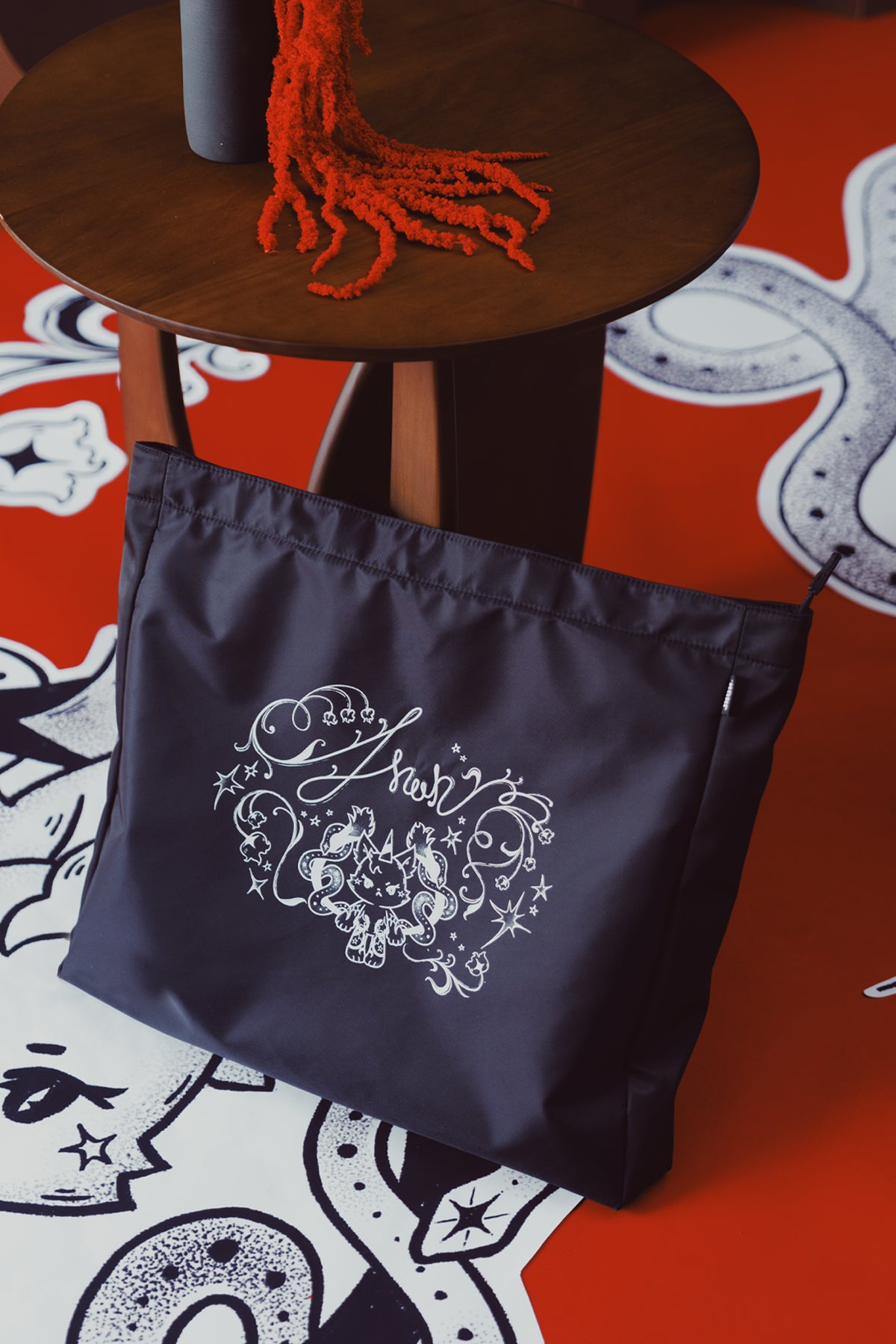 WATER-REPELLENT TOTE BAG（Pre-order）