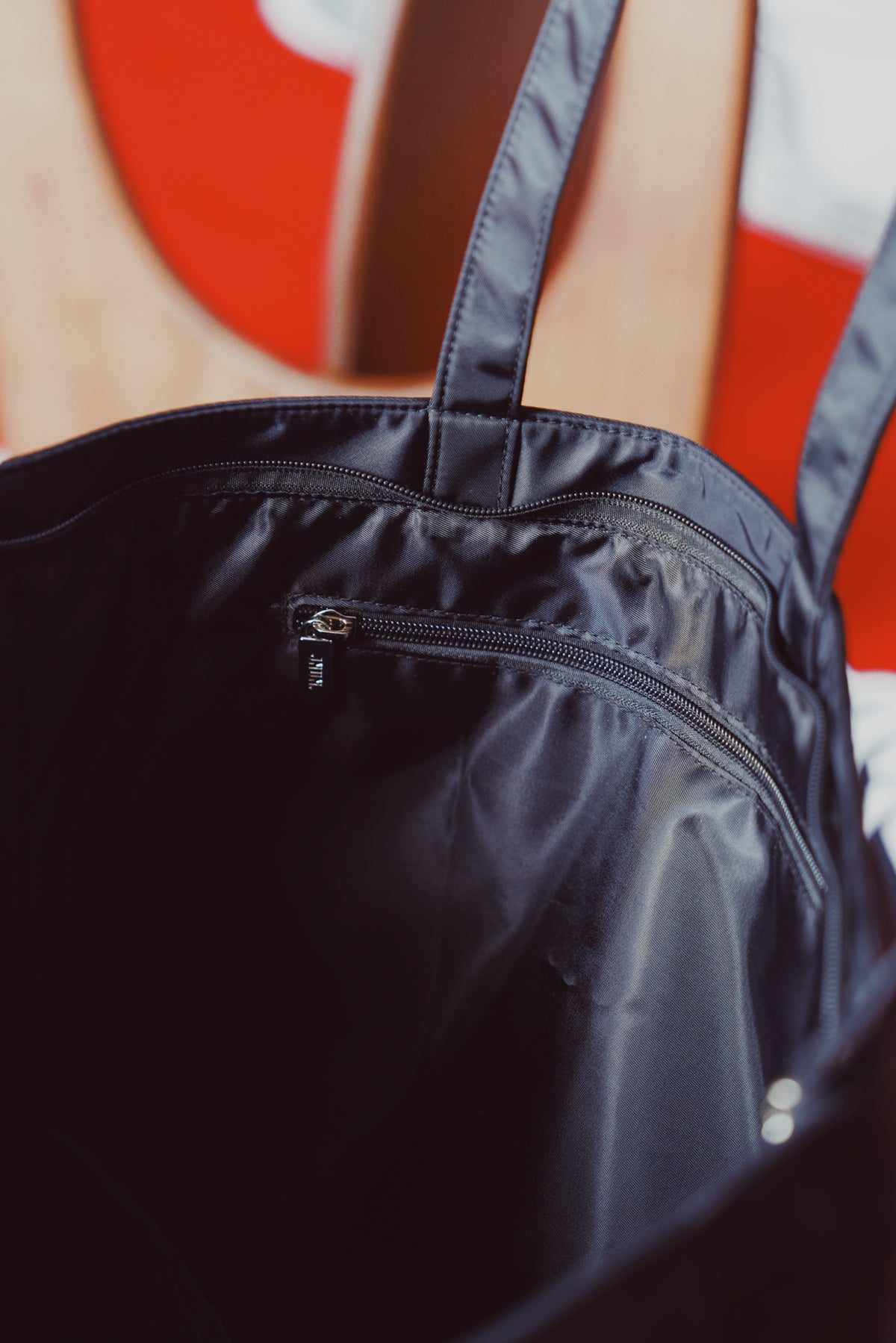 WATER-REPELLENT TOTE BAG（Pre-order）