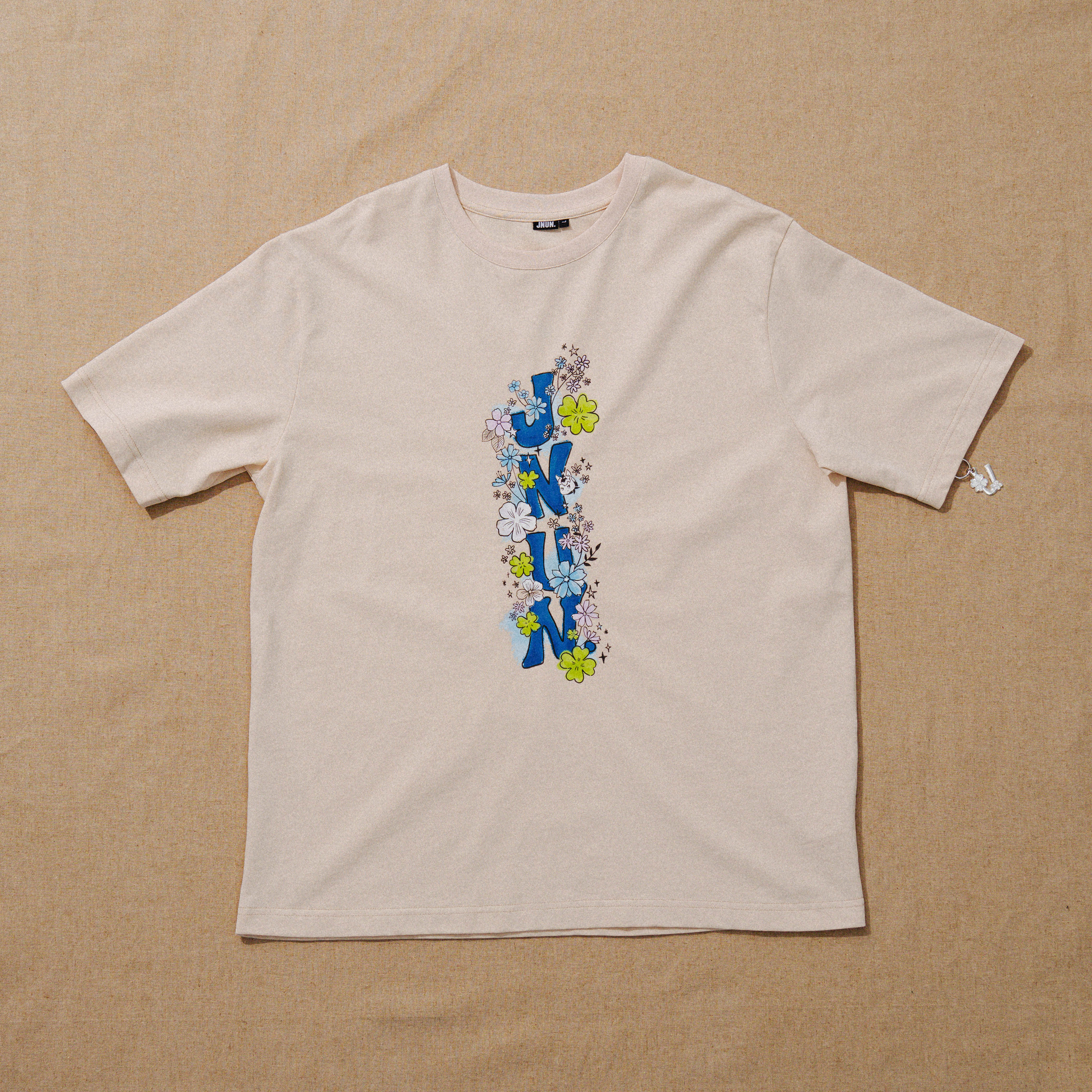 JNUN RELAXED FIT GRAPHIC TEE