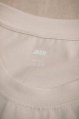 JNUN Long-Sleeve Graphic Teelo