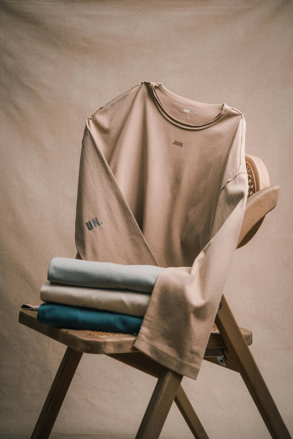 JNUN Long-Sleeve Raw Edges Tee