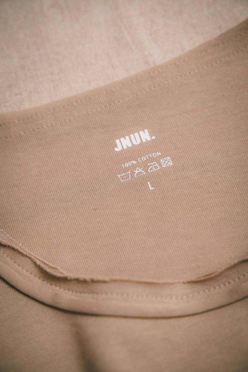 JNUN Long-Sleeve Raw Edges Tee