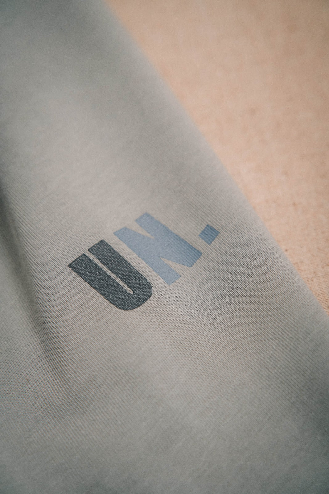 JNUN Long-Sleeve Raw Edges Tee